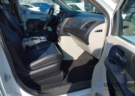 2014 Chrysler Town & Country Touring from USA, damaged, VIN 2C4RC1BG7ER435478